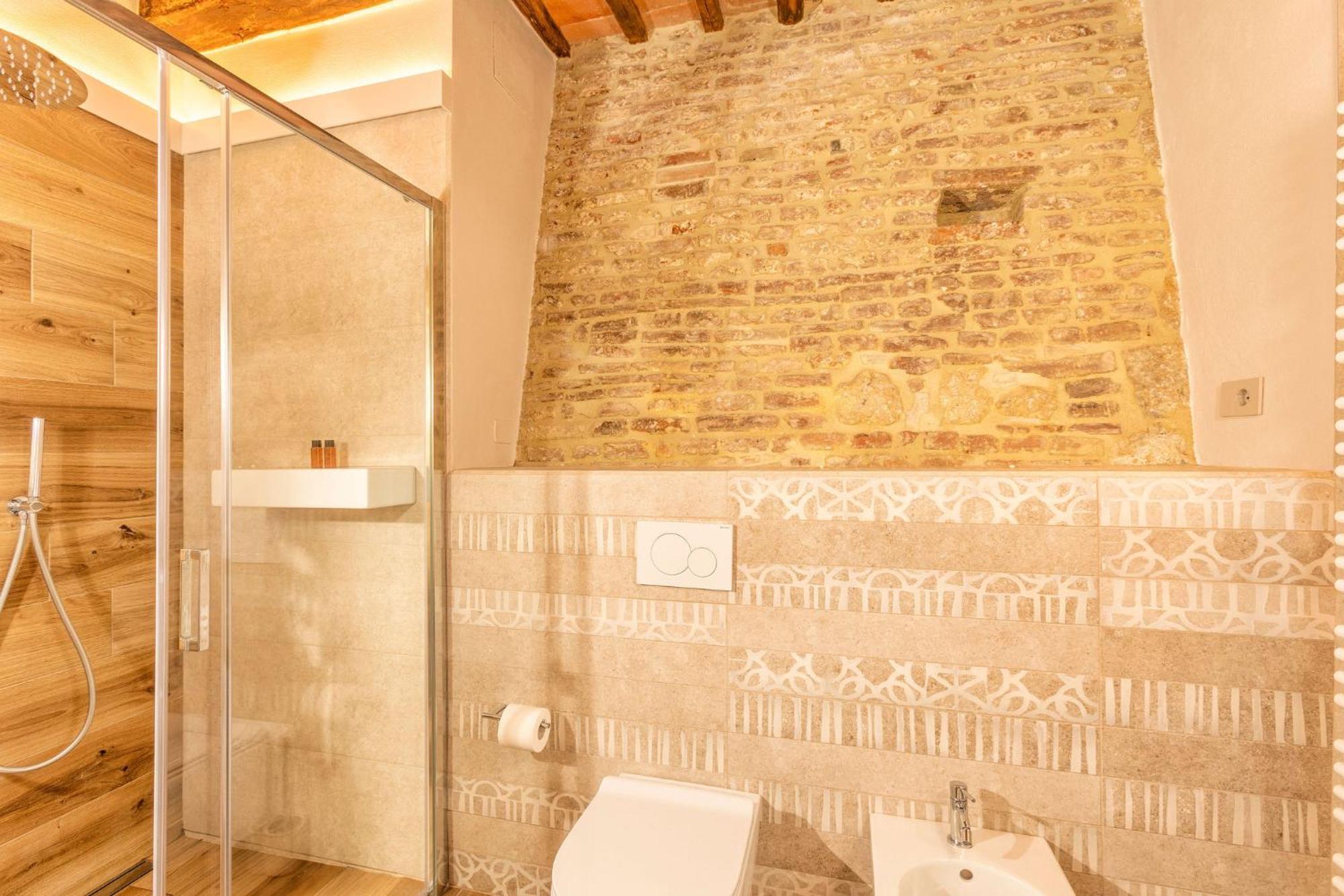 Palazzo Falcinelli Luxury Room In Montepulciano Center With Air Conditioning And Elevator Exterior foto