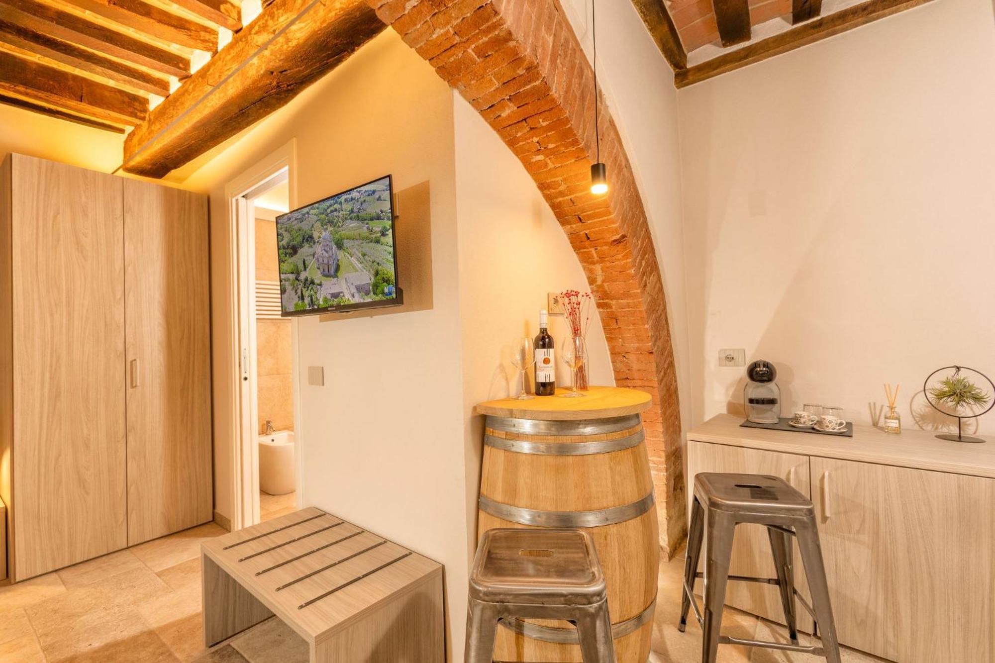 Palazzo Falcinelli Luxury Room In Montepulciano Center With Air Conditioning And Elevator Exterior foto